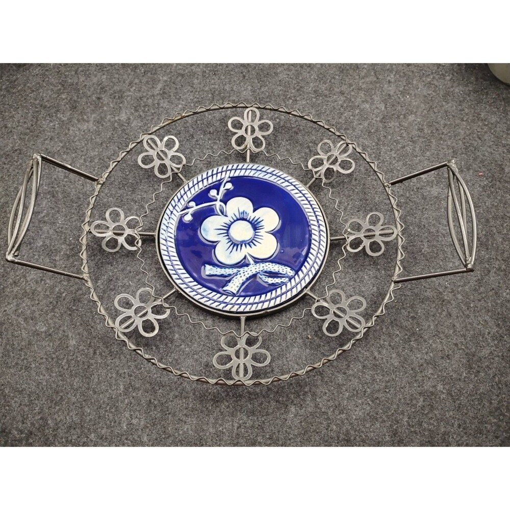 Vintage Wire Basket Tile Holder Breadbasket Blue And White  Cottagecore